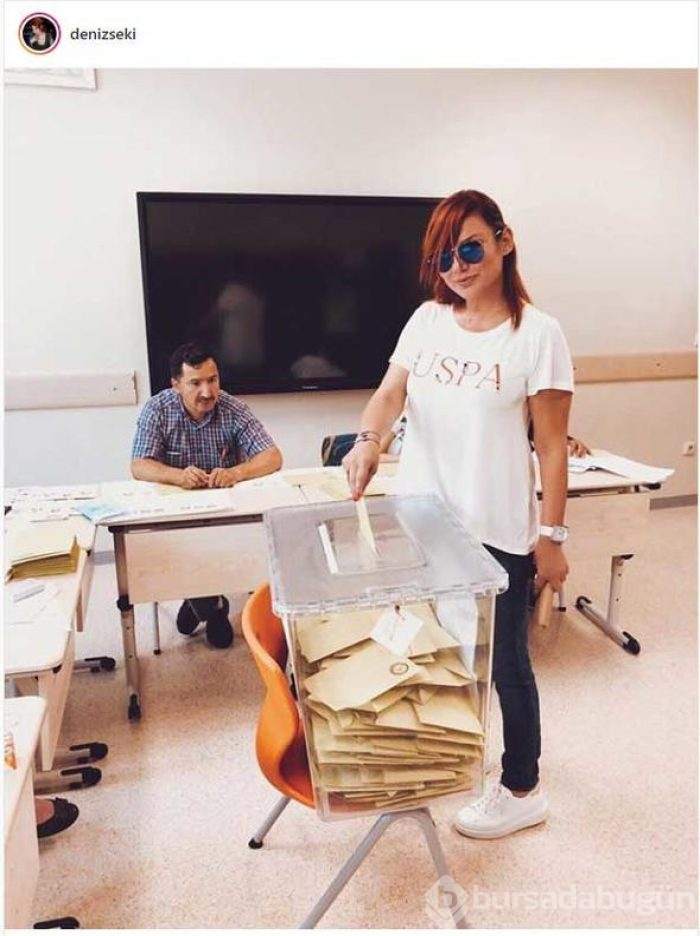 Ünlüler sandık başına gitti