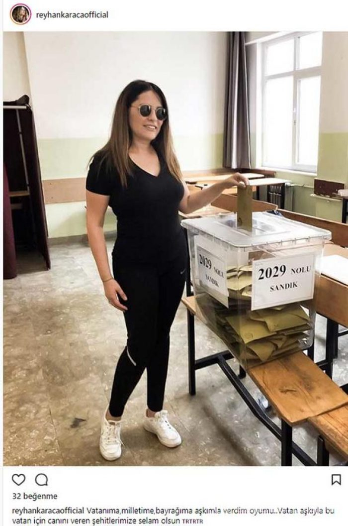 Ünlüler sandık başına gitti
