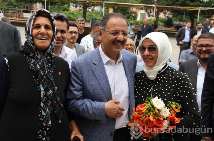 Siyasetçiler oylarını kullandı!