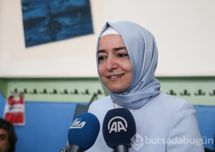 Siyasetçiler oylarını kullandı!