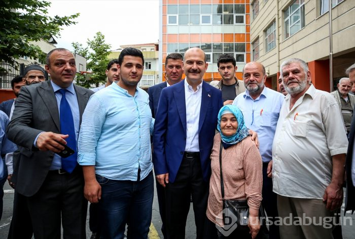 Siyasetçiler oylarını kullandı!