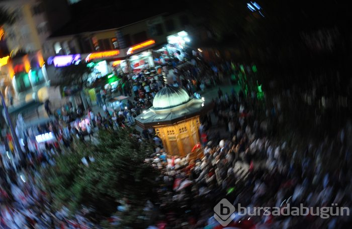 Bursa'da AK Parti'nin seçim kutlamaları başladı