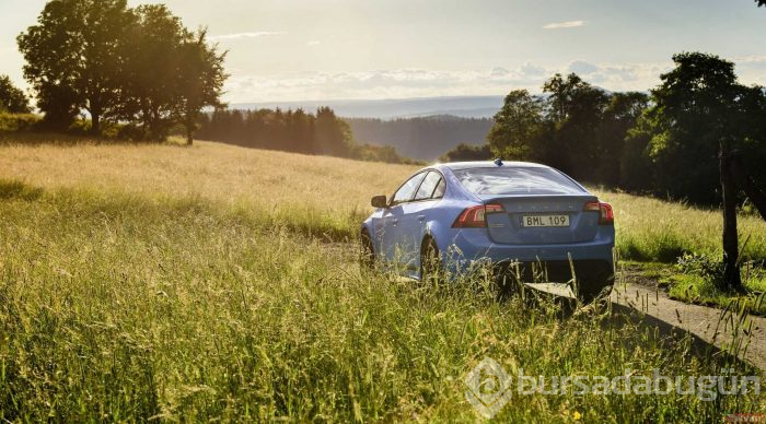 Yeni Volvo S60 nefesinizi kesecek!