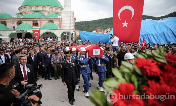 Bursalı Şehit Uzman Çavuş İsa Özkan son yolculuğuna uğurlandı