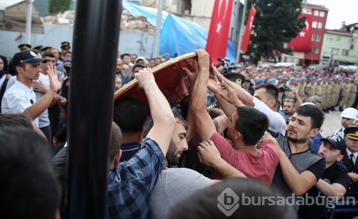 Bursalı Şehit Uzman Çavuş İsa Özkan son yolculuğuna uğurlandı