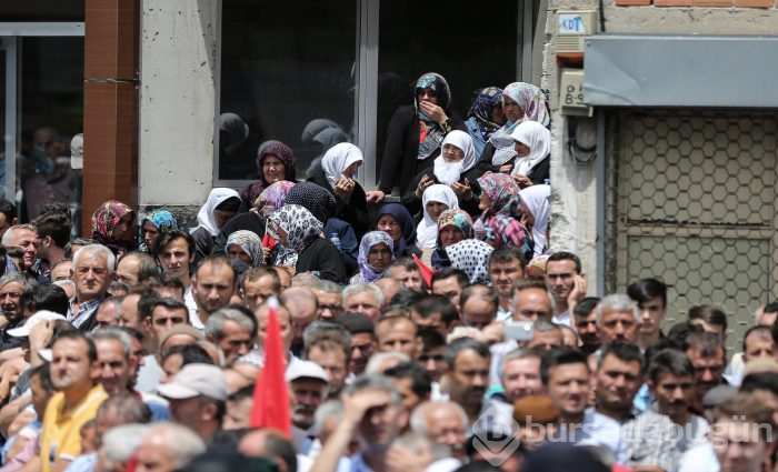 Bursalı Şehit Uzman Çavuş İsa Özkan son yolculuğuna uğurlandı