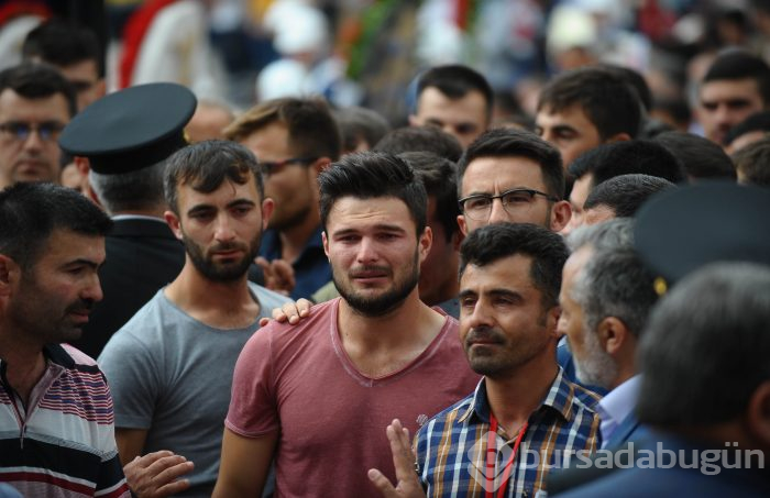 Bursalı Şehit Uzman Çavuş İsa Özkan son yolculuğuna uğurlandı