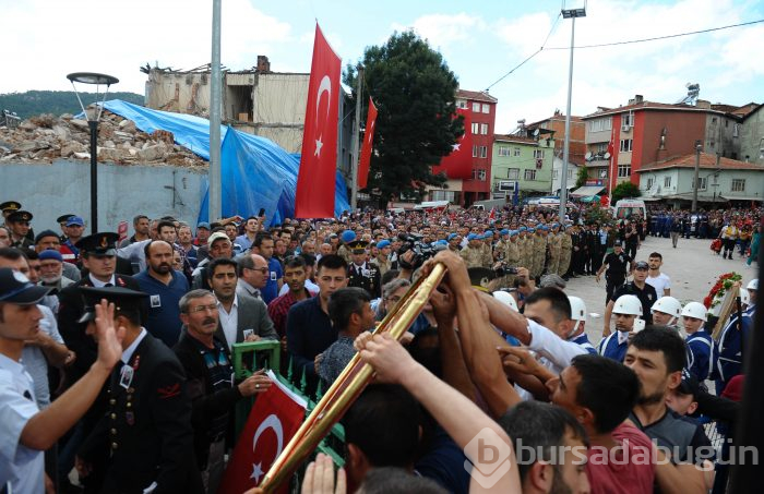 Bursalı Şehit Uzman Çavuş İsa Özkan son yolculuğuna uğurlandı