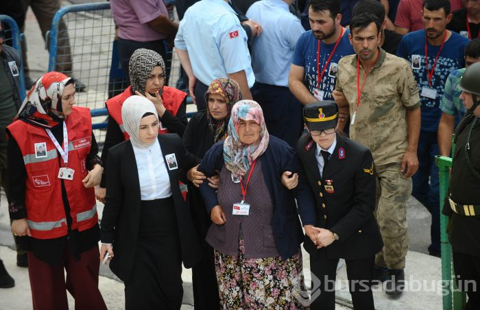 Bursalı Şehit Uzman Çavuş İsa Özkan son yolculuğuna uğurlandı