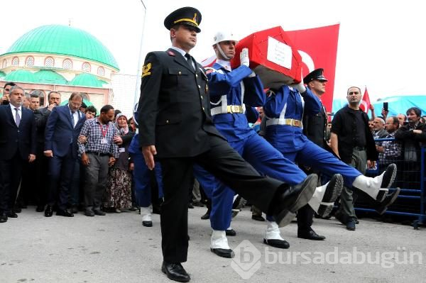Bursalı Şehit Uzman Çavuş İsa Özkan son yolculuğuna uğurlandı