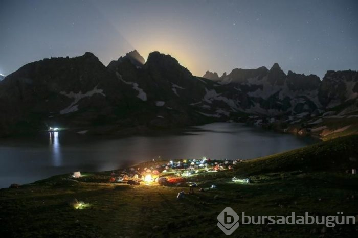 Hakkari'de Sat Buzul Gölleri'nde doğa festivali