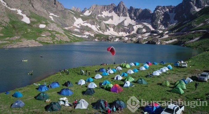 Hakkari'de Sat Buzul Gölleri'nde doğa festivali