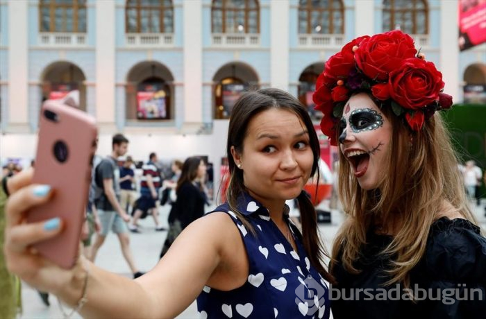 Moskova'da 'Ölüler Günü' festivali