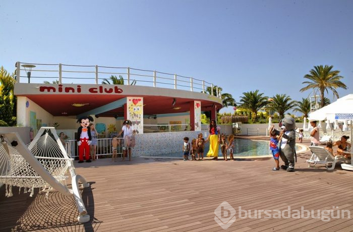 Çeşme Yarımadası'nın parlayan yıldızı Ilıca Hotel Thermal Resort 22. yılını kutluyor