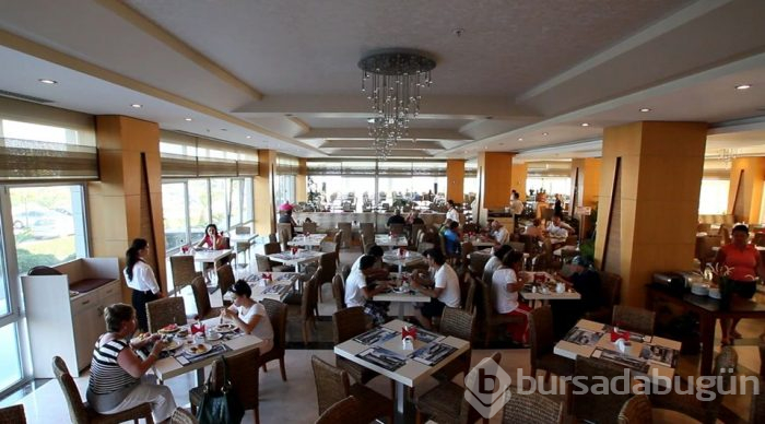 Çeşme Yarımadası'nın parlayan yıldızı Ilıca Hotel Thermal Resort 22. yılını kutluyor