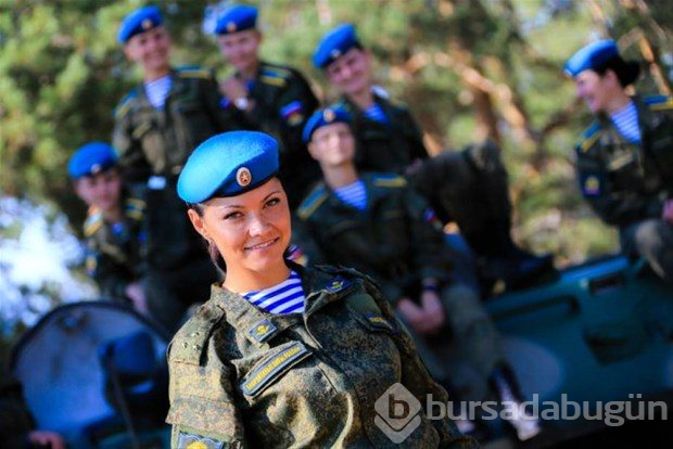 Rusya'nın kadın askerleri
