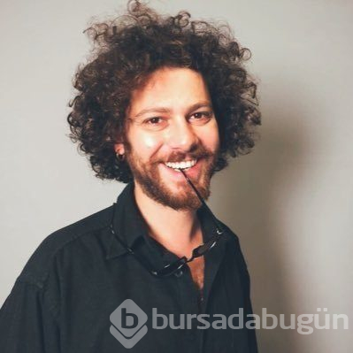 Ünlü oyuncuya şok saldırı! Oral Özer canını zor kurtardı
.