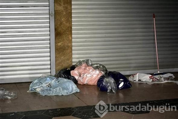 Koli açıldı 'kimyasal' yayıldı
