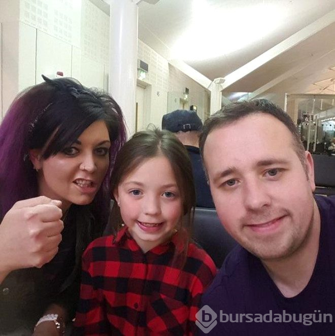 Annelerinden yıllarca şiddet gören 2 kız kardeş, yıllar sonra intikamlarını böyle aldı.