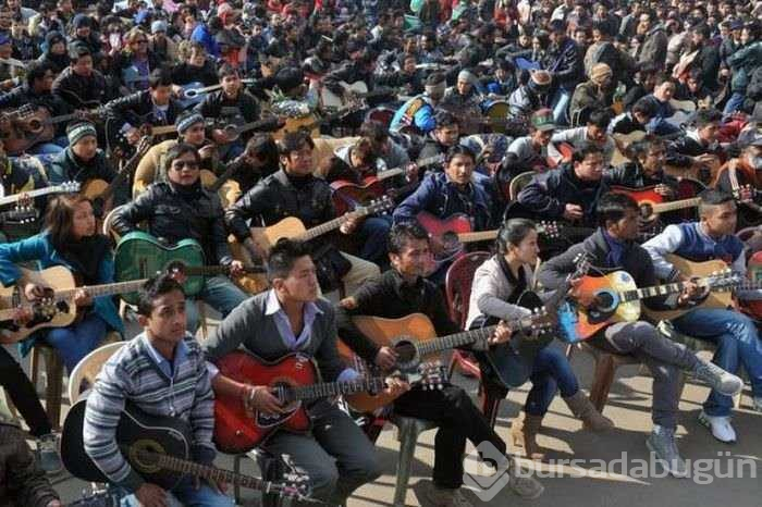 Sadece Hindistan'da görebilirsiniz
