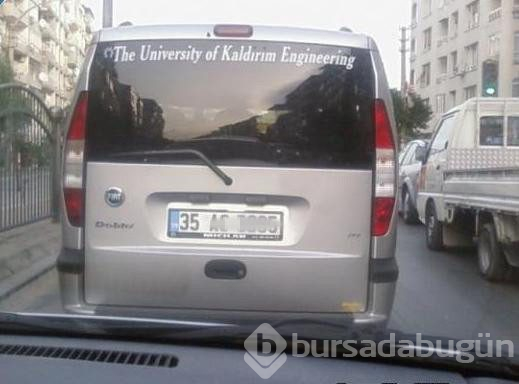 Şaşırtan araç arkası yazıları
