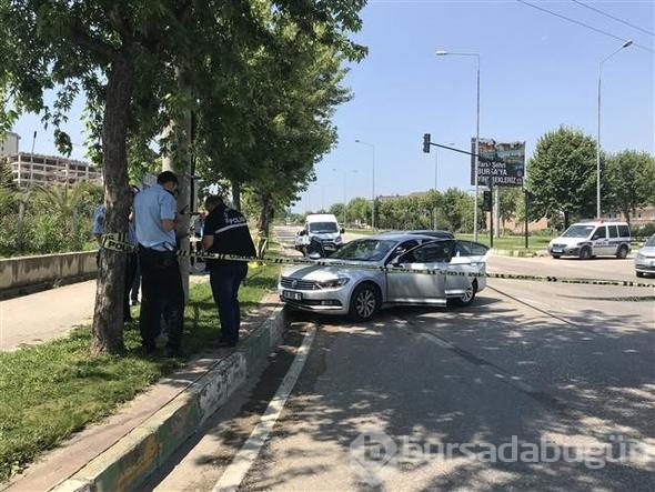 Ünlü tatlıcının sahibi eşiyle konuştuğu sırada silahla başından vuruldu
