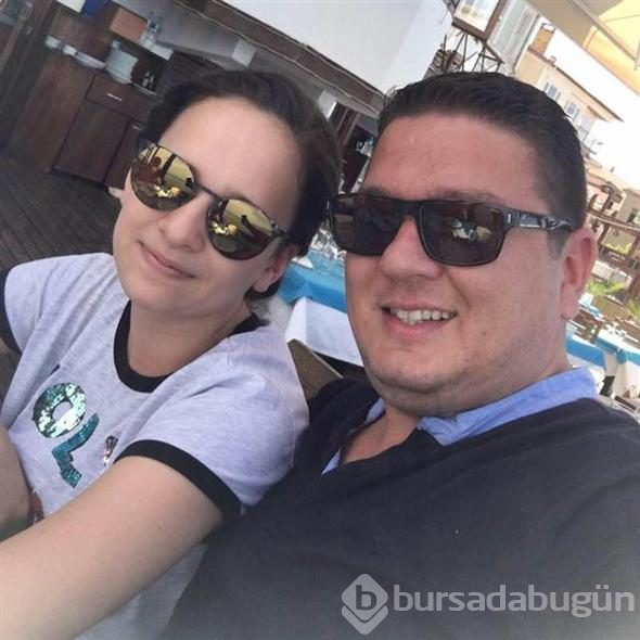 Ünlü tatlıcının sahibi eşiyle konuştuğu sırada silahla başından vuruldu
