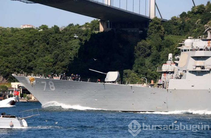 ABD savaş gemisi Boğaz'dan geçti
