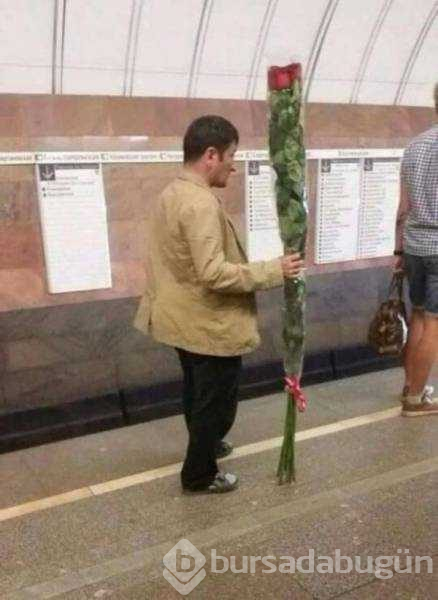 Dünyanın en garip metro yolcuları
