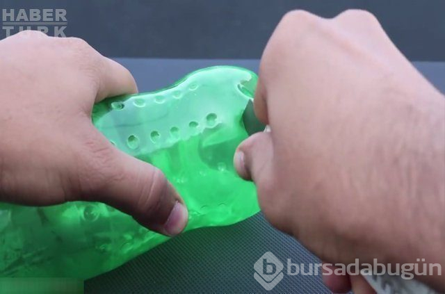 Sıcak havadan bunalanlar ev yapımı klima ile serinlemeye çalıştı
