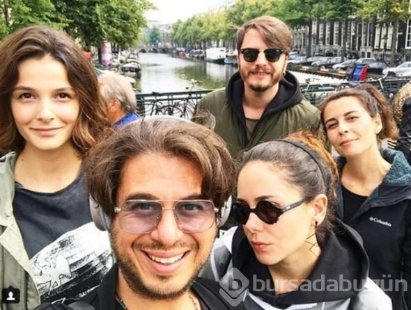Kalp emojili fotoğrafa jet açıklama
