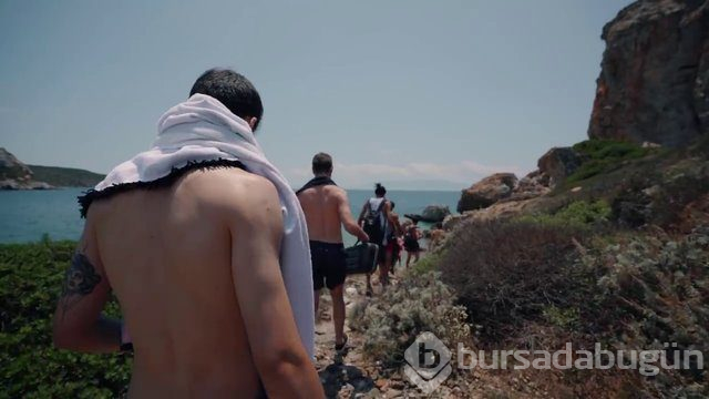 YouTube fenomeni Orkun Işıtmak 20 metre yükseklikten denize atladı