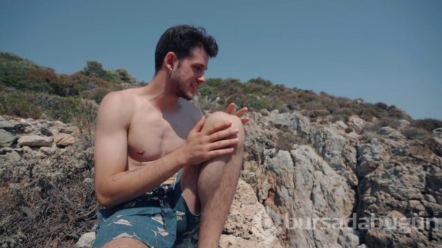 YouTube fenomeni Orkun Işıtmak 20 metre yükseklikten denize atladı