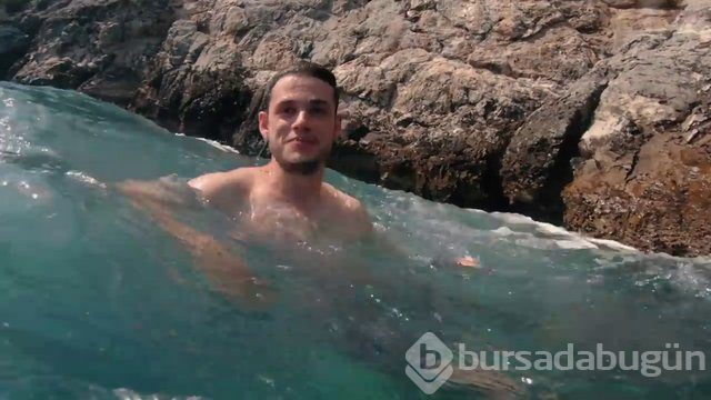 YouTube fenomeni Orkun Işıtmak 20 metre yükseklikten denize atladı