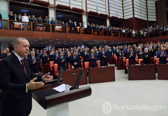 Cumhurbaşkanı Erdoğan, Meclis'te yemin etti