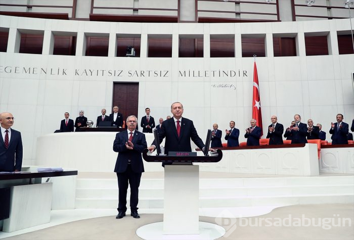 Cumhurbaşkanı Erdoğan, Meclis'te yemin etti