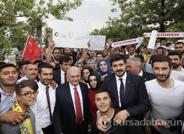 Binali Yıldırım'ın makam aracının plakası değiştirildi
