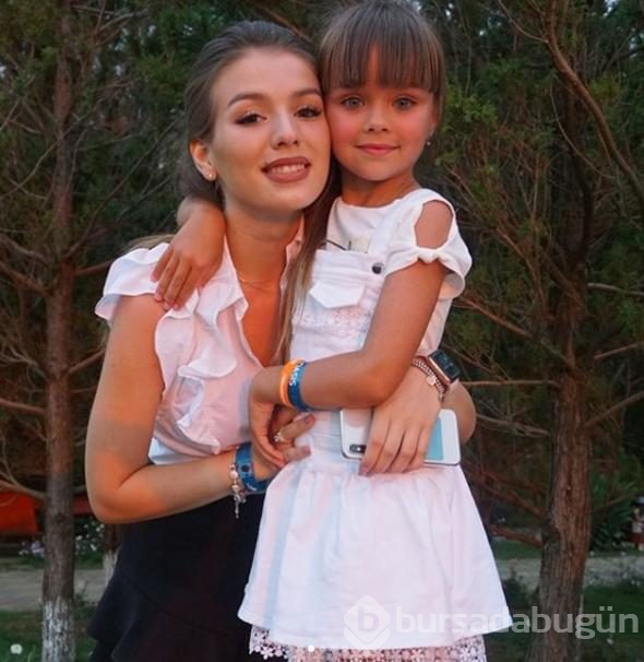 Rus kız dünyanın en 'güzeli' seçilmişti! Türkiye &acirc;şığı çıktı...
