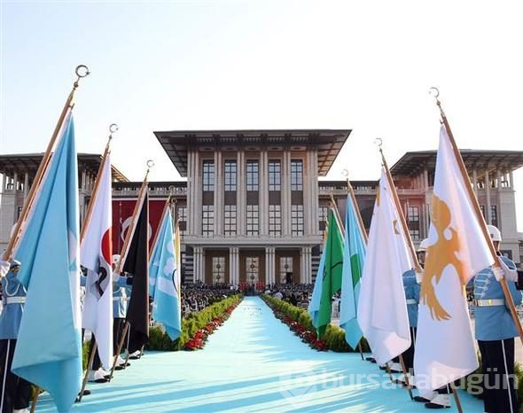 Siyaset, sanat, iş ve spor dünyasının önemli isimleri Külliye'deki törendeydi
