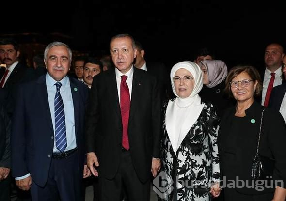 Siyaset, sanat, iş ve spor dünyasının önemli isimleri Külliye'deki törendeydi
