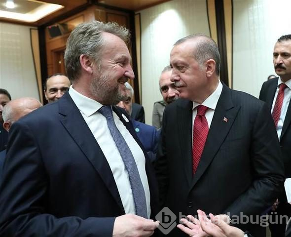 Siyaset, sanat, iş ve spor dünyasının önemli isimleri Külliye'deki törendeydi

