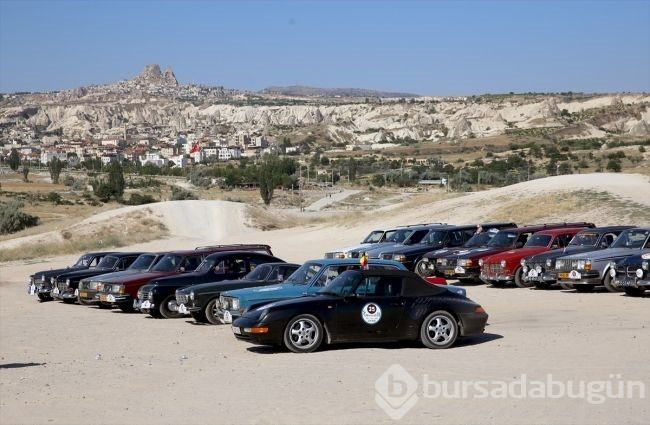 Çin yolculuğundaki klasik otomobil tutkunları Kapadokya'da