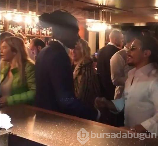Nusret bu kez J Balvin ile tuzladı (Müdavimi olan ünlü isimler)