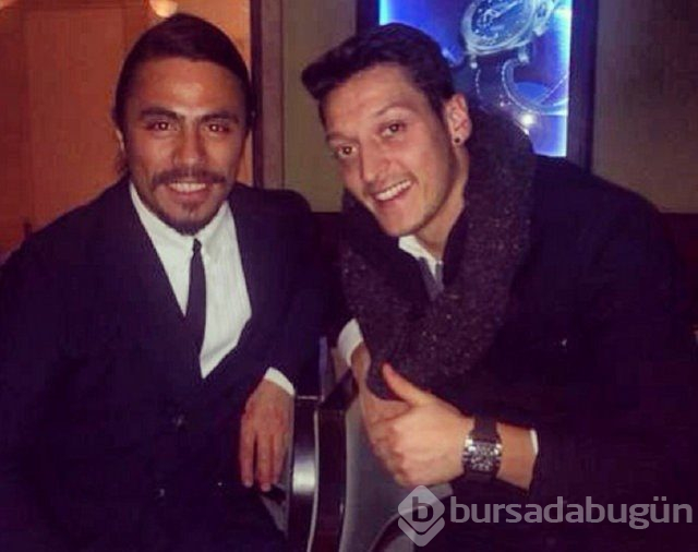 Nusret bu kez J Balvin ile tuzladı (Müdavimi olan ünlü isimler)