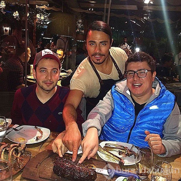 Nusret bu kez J Balvin ile tuzladı (Müdavimi olan ünlü isimler)
