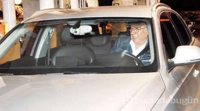Ünlüler ve otomobilleri