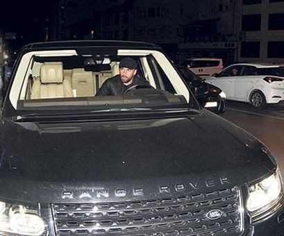 Ünlüler ve otomobilleri