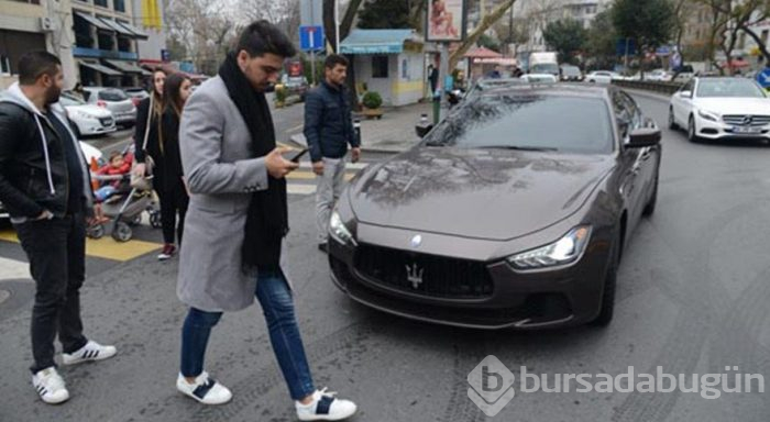 Ünlüler ve otomobilleri