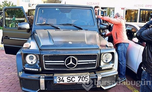 Ünlüler ve otomobilleri