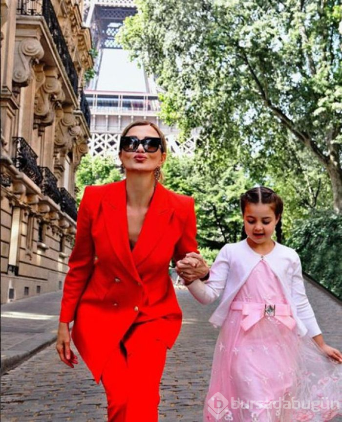 Dünyanın en çekici büyükannesi Zaklina Berrido Pisano fenomen oldu
